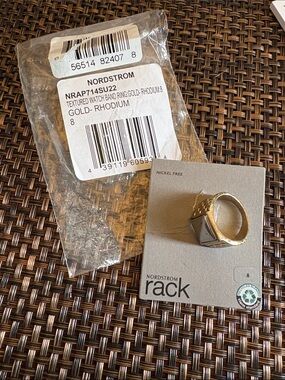 Nordstrom rhodium and gold textured ring in a size 8